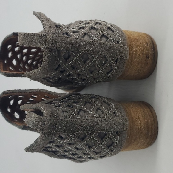 Anthropologie Jeffrey Campbell Suede Ankle Boots Size 8.5 - Picture 8 of 16